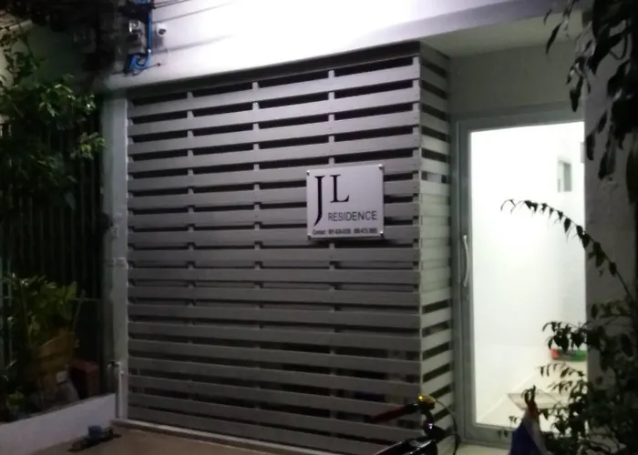 Jl Siriraj Hotel Bangkok